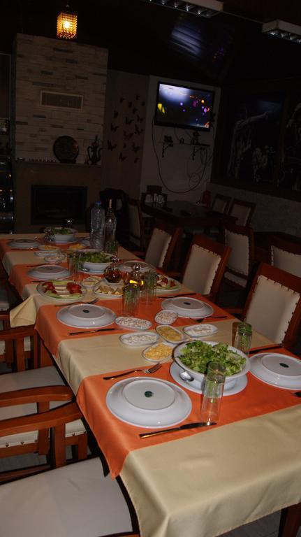 Villa Fokai Hotel Yenifoca Bagian luar foto