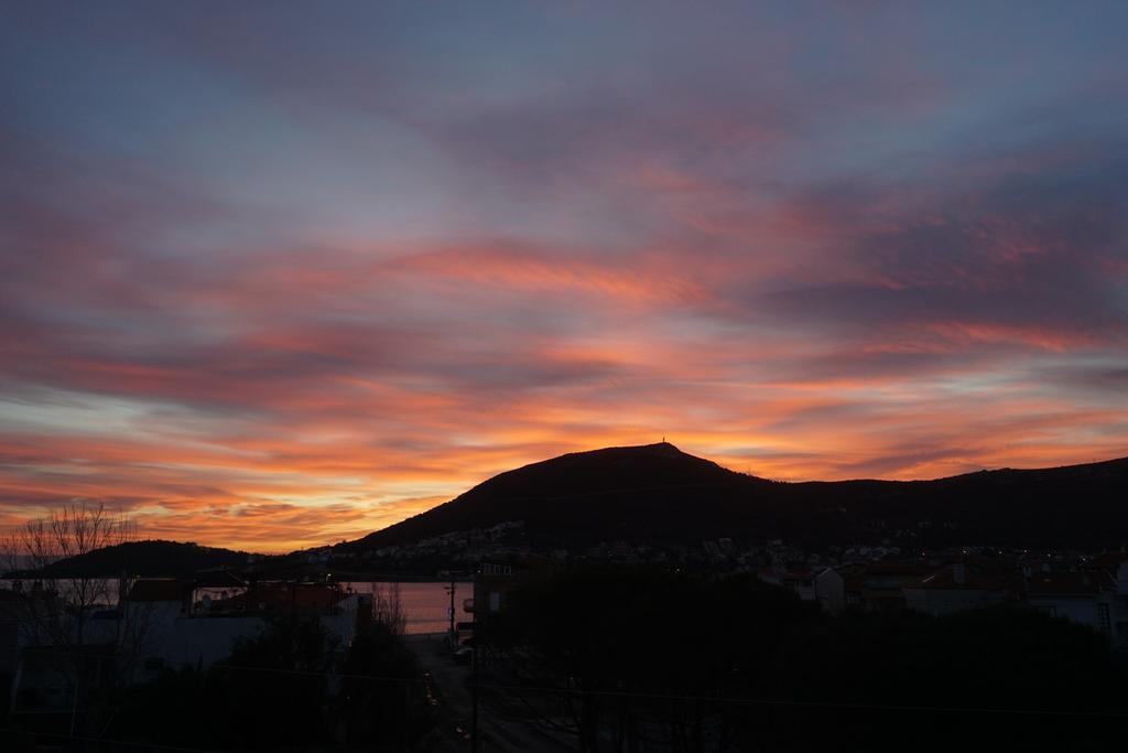 Villa Fokai Hotel Yenifoca Bagian luar foto