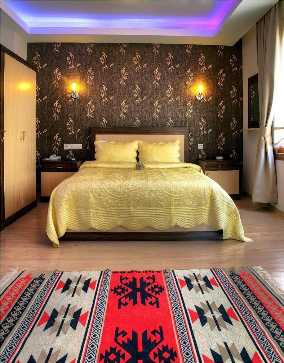 Villa Fokai Hotel Yenifoca Bagian luar foto