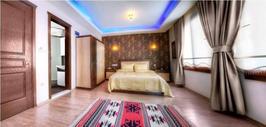 Villa Fokai Hotel Yenifoca Bagian luar foto
